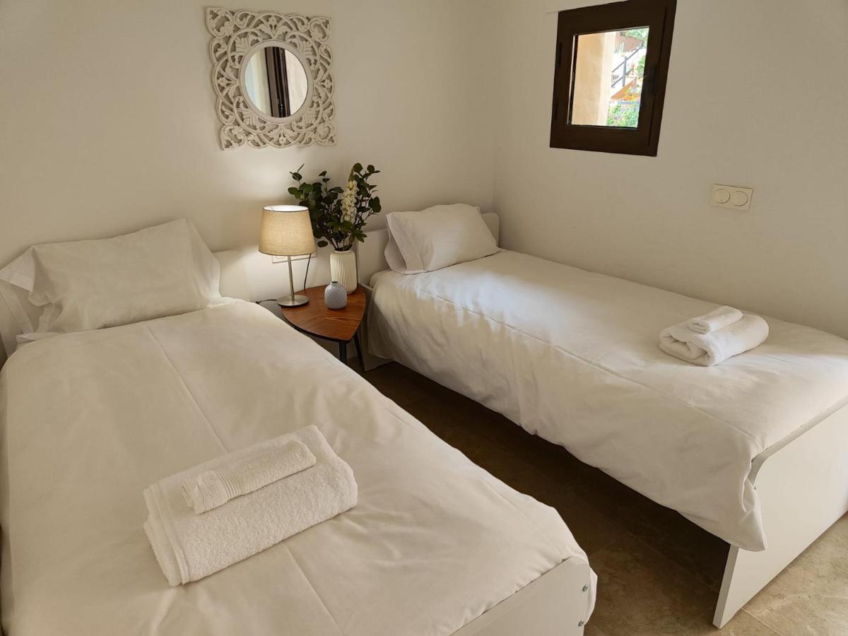 Apartmán 15 First Line Penthouse With Wonderful Seaview Near Duquesa Golf Manilva Andalucia Exteriér fotografie