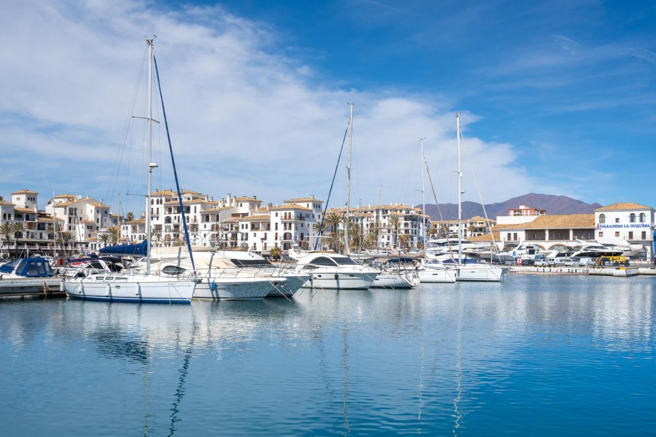 Apartmán 15 First Line Penthouse With Wonderful Seaview Near Duquesa Golf Manilva Andalucia Exteriér fotografie