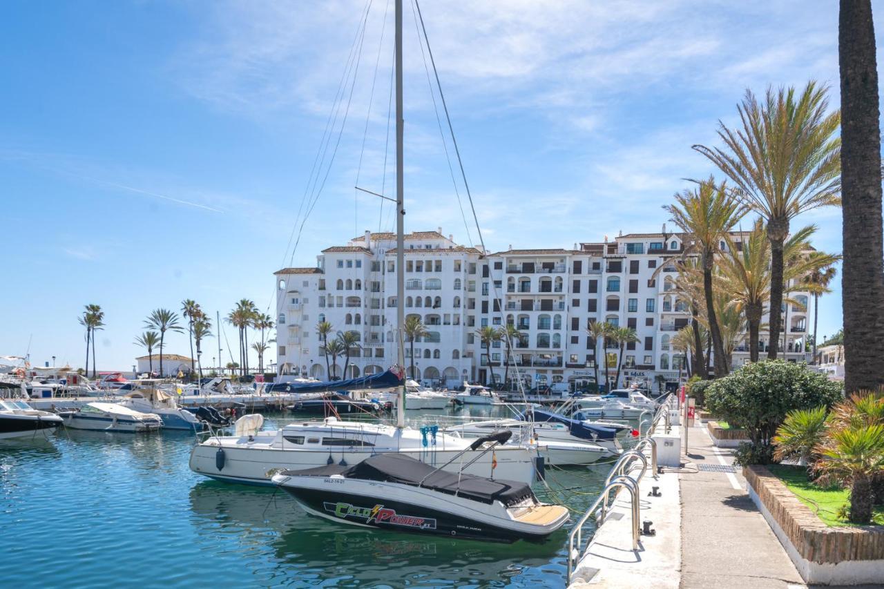 Apartmán 15 First Line Penthouse With Wonderful Seaview Near Duquesa Golf Manilva Andalucia Exteriér fotografie
