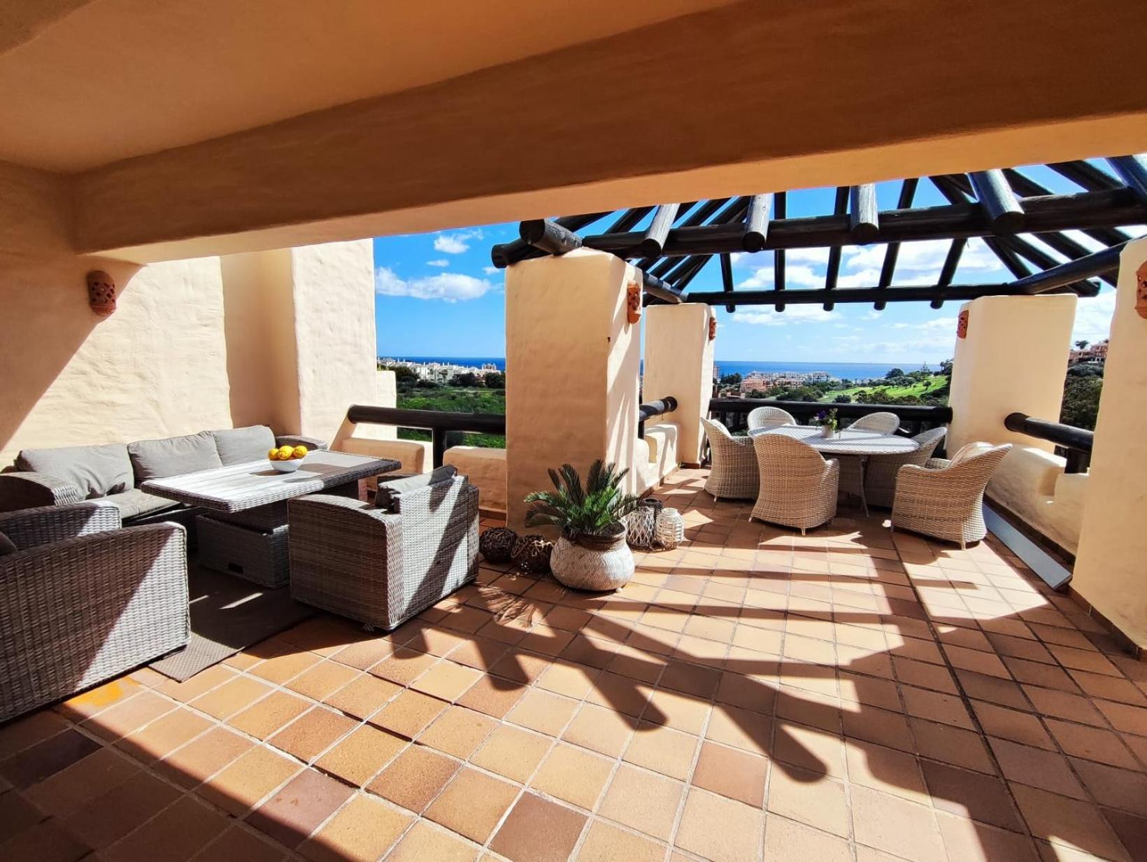Apartmán 15 First Line Penthouse With Wonderful Seaview Near Duquesa Golf Manilva Andalucia Exteriér fotografie